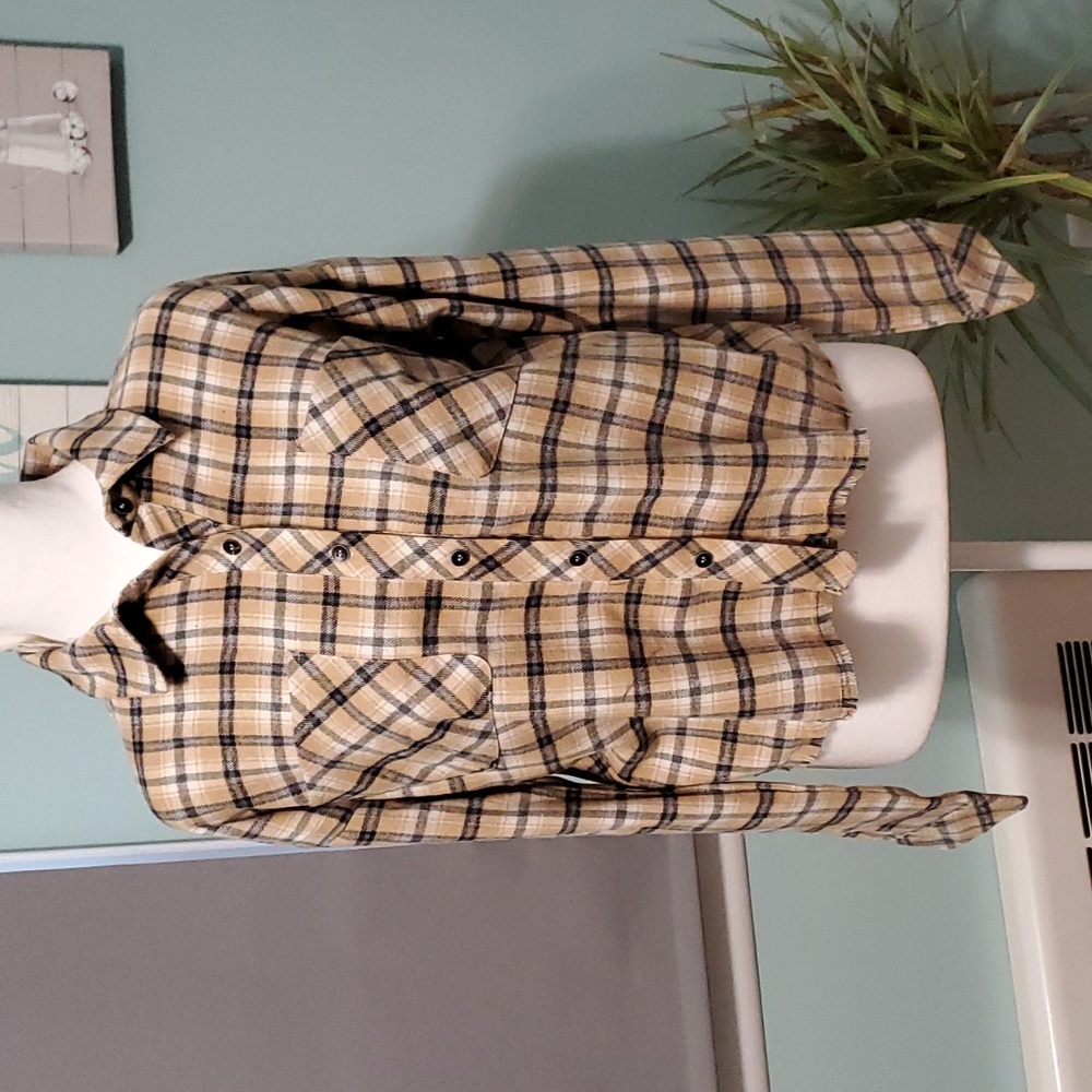 Hem and thread top